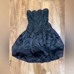 3/$15 Jessica McClintock Gunne Sax Strapless Beaded Black Petticoat Dress 11/12